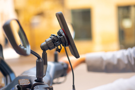 Wodoodporna ładowarka indukcyjna Quad Lock