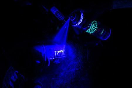 Muc-Off - Motorcycle Protectant preparat zabezpieczający każdą powierzchnię pomiędzy myciami - 500ml