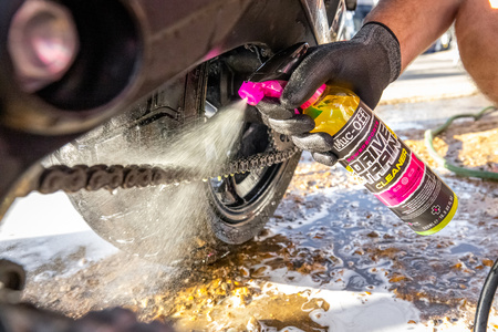 Muc-Off - Preparat czyszczący do układu napędowego - 500ml - Powersports Drivetrain Cleaner