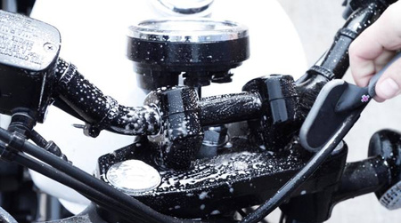 Muc-Off 220 - Zestaw 3 wysokiej jakości szczotek do mycia motocykla